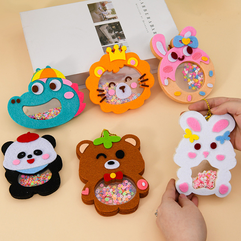 الكرتون غير المنسوجة هزة قلادة - مراجعة Kid Toys And Craft وسعره